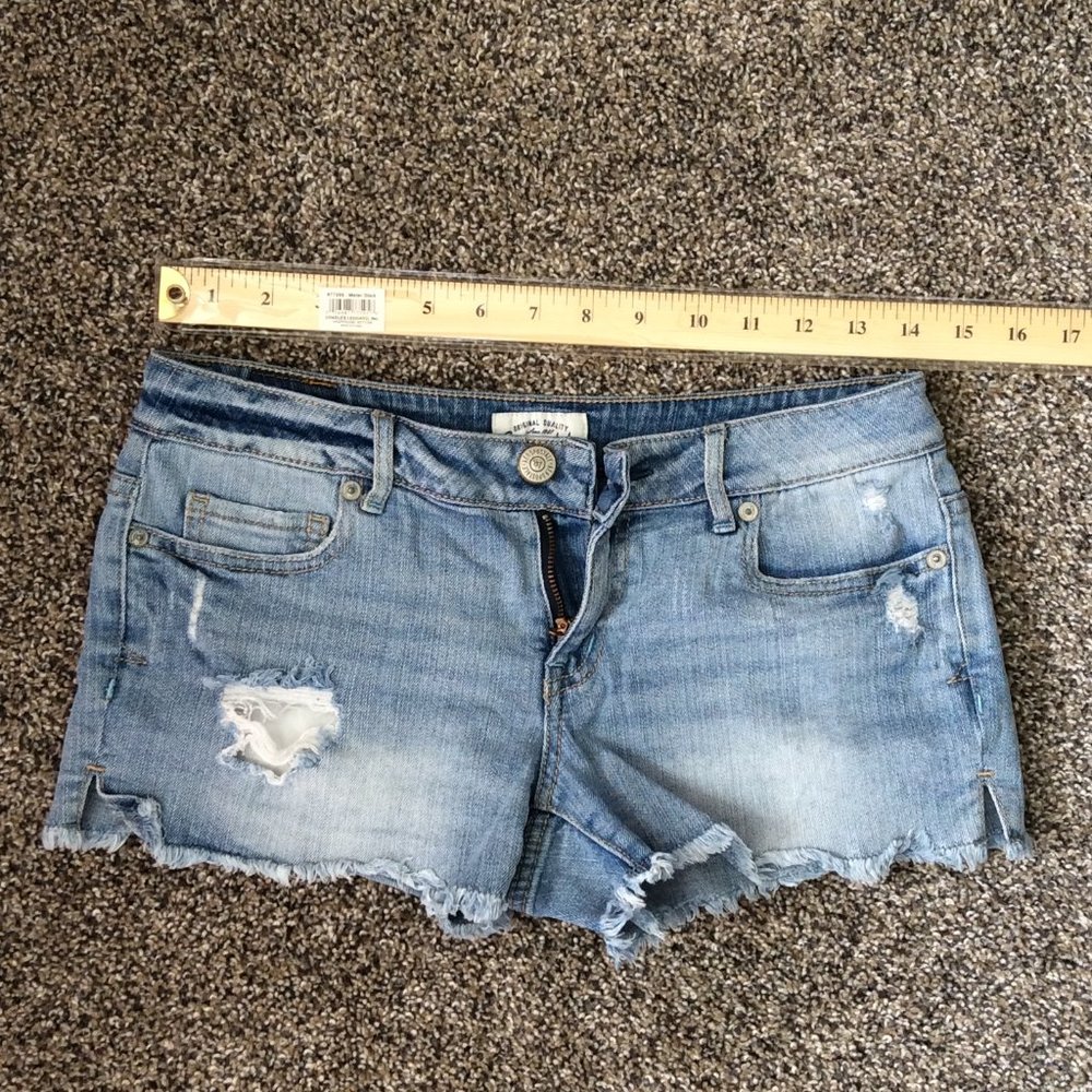 Aeropostale denim jean shorts size 3/4